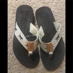 LL Bean flip flops. Size 6